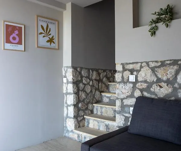 Markon Stone House Villa Nikiana