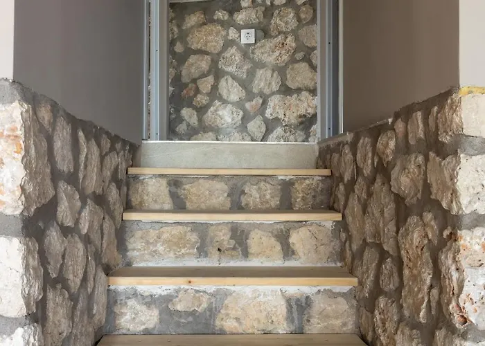 Markon Stone House