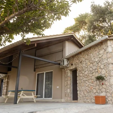 Markon Stone House Villa Nikiana