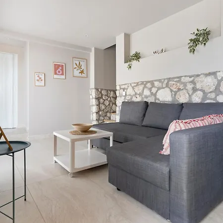 Markon Stone House * Nikiana